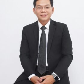 employee 33